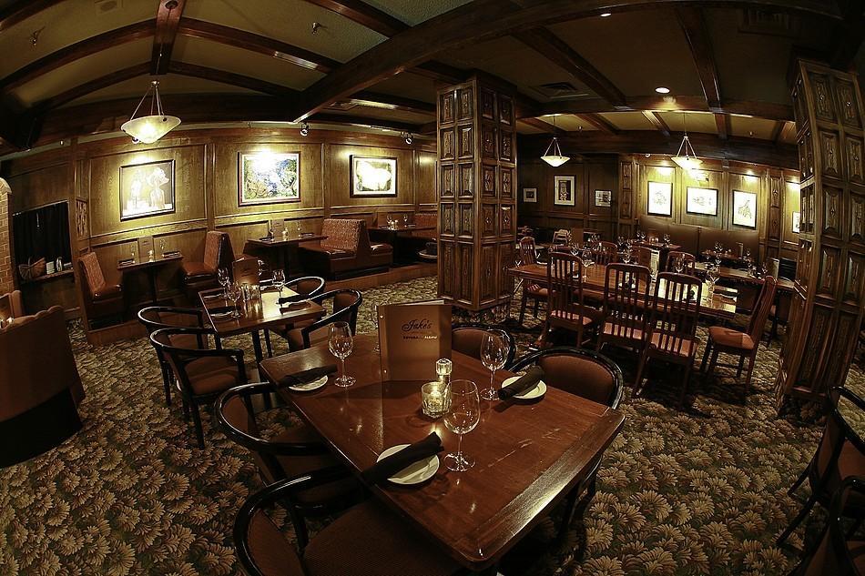 Compass Point Inn - Surrey Restaurant photo